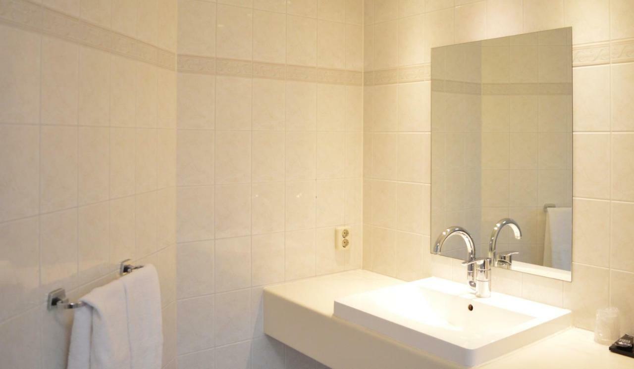 Van Der Valk Purmerend Zuidoostbeemster Екстериор снимка